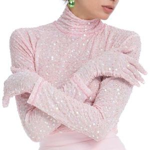 Dyspnea Eddy’s Go-To Top w/ Matching Gloves